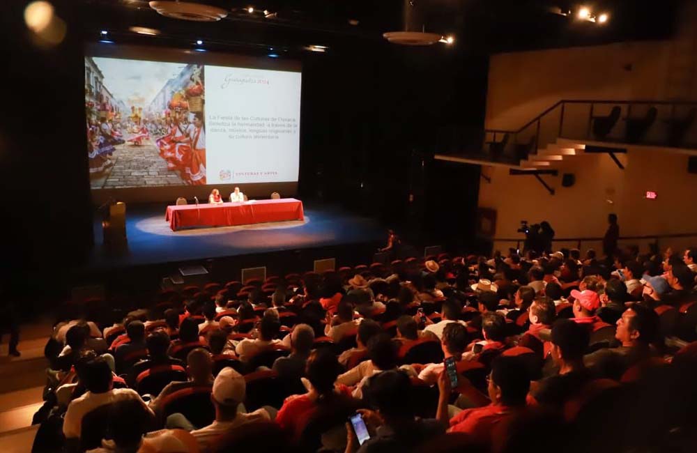 Asesoran a 100 delegaciones aspirantes a participar en la Guelaguetza 2024