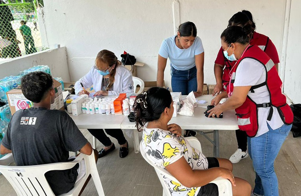 Atiende Gobierno oaxaqueño caravana migrante que ingresó a Loma Bonita