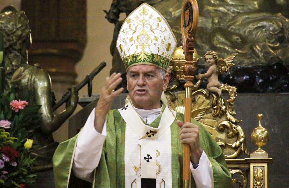 Arzobispo-Pedro