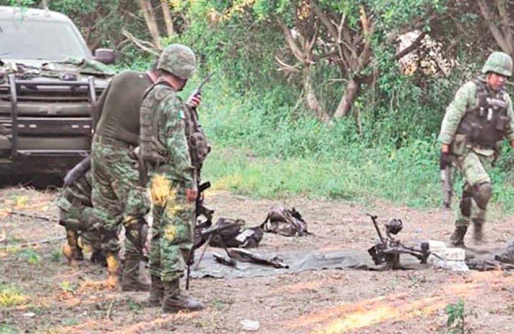 Emboscan-sicarios-a-militares-cuando-cuidaban-ductos-petroleros-en-Cuitzeo,-Michoacán