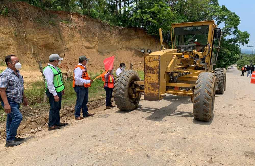 Inician-obras-carreteras-en-Cuenca-e-Istmo-5