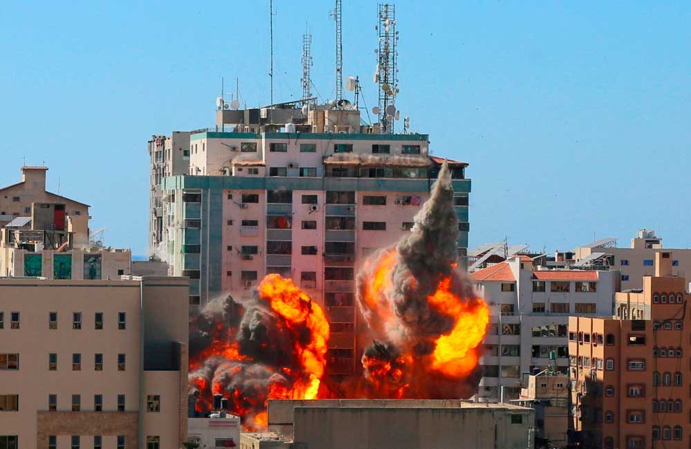 Israel-derriba-edificio-de-medios-internacionales