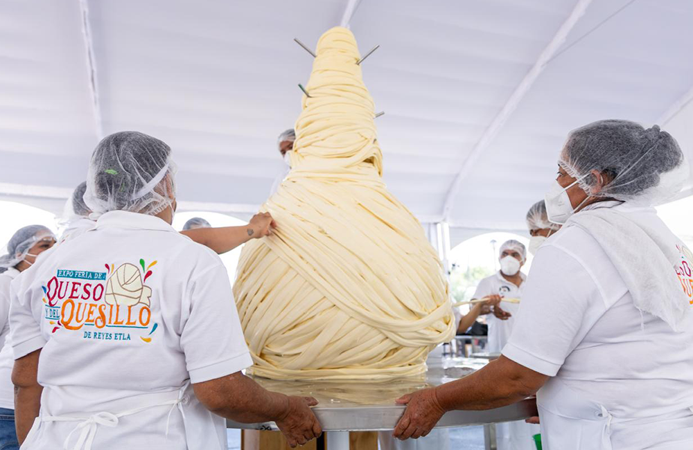 Oaxaca Récord Guinness quesillo más grande del mundo